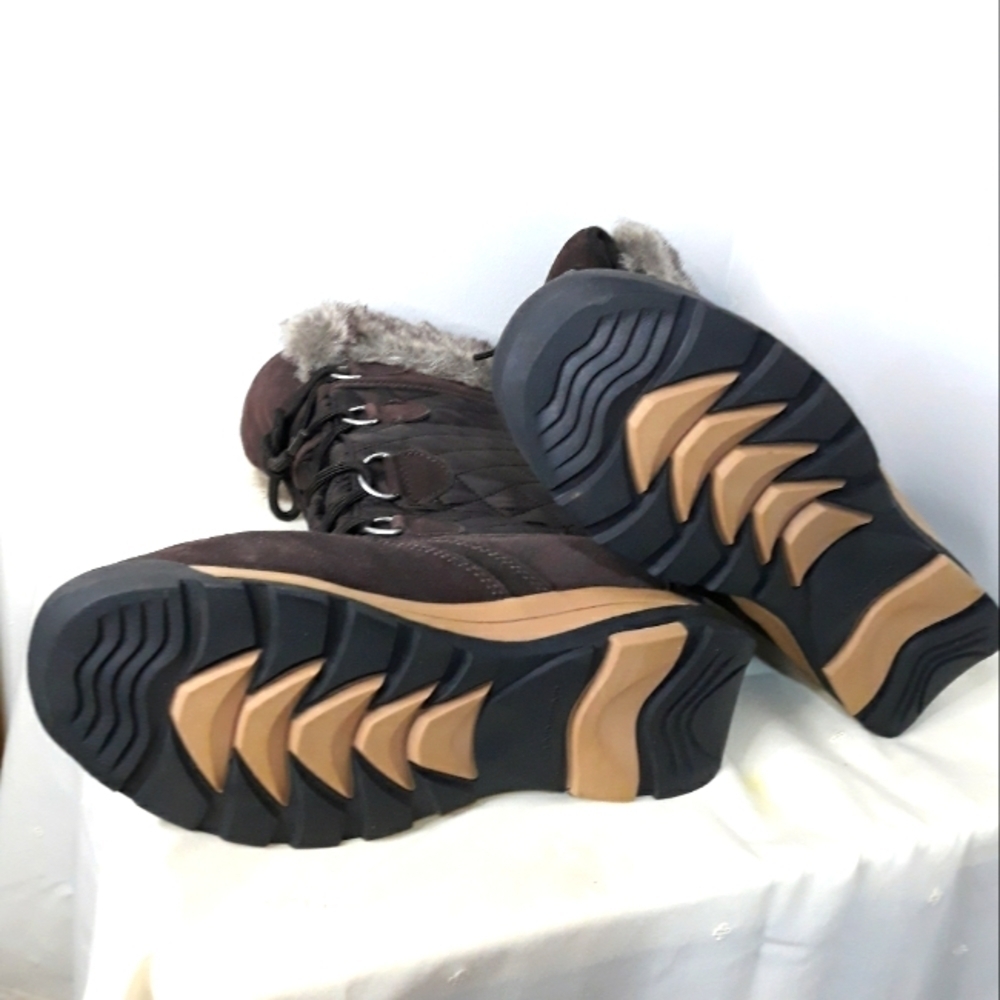 Land's End Women's Suede & Quilted  Brown Fur Trim Fleece Lined Boots Size 10B - Picture 7 of 11